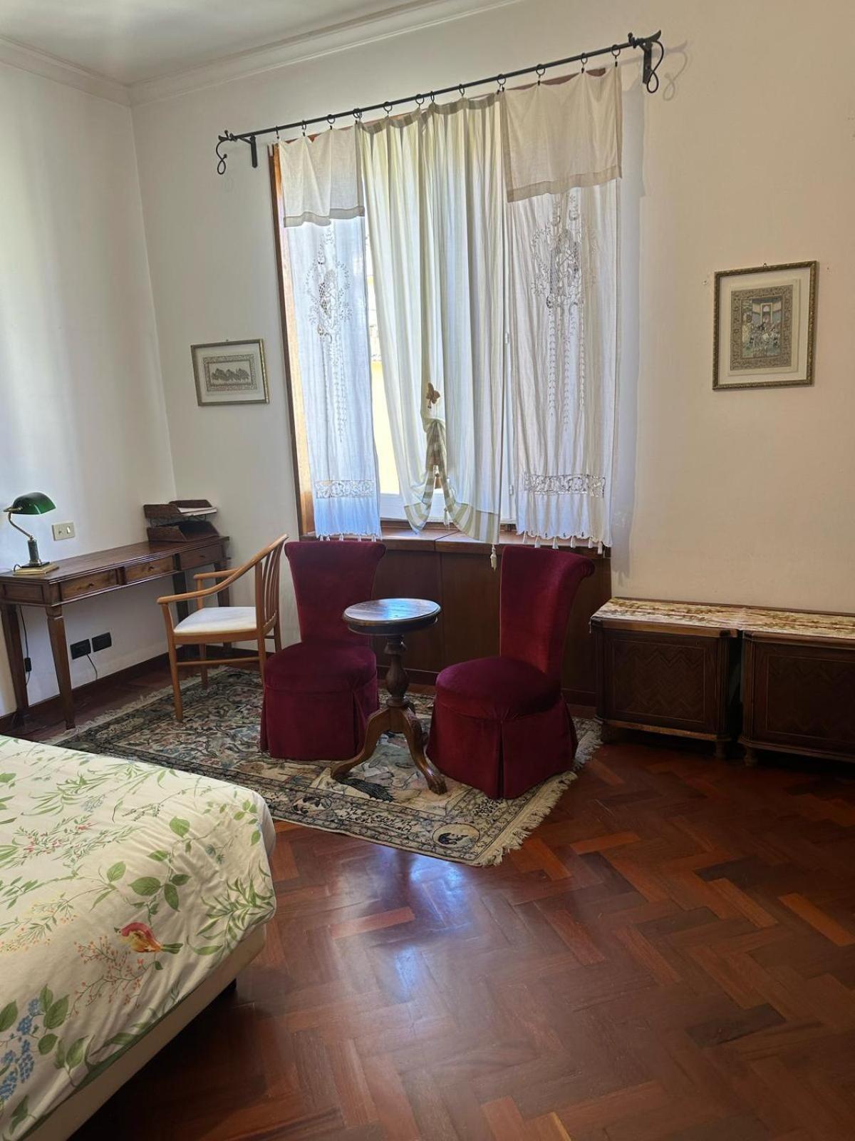 Fiore Apartment *